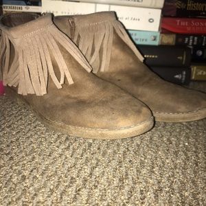 Ankle bootie with fringe